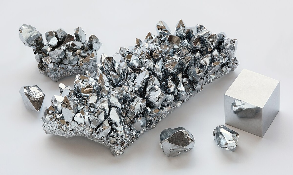 Chrome (Cr) (Solid)